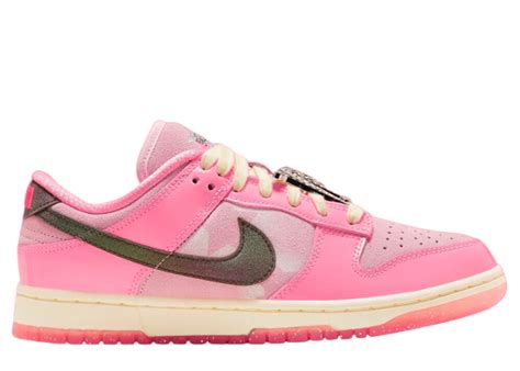 Nike lx Barbie women's